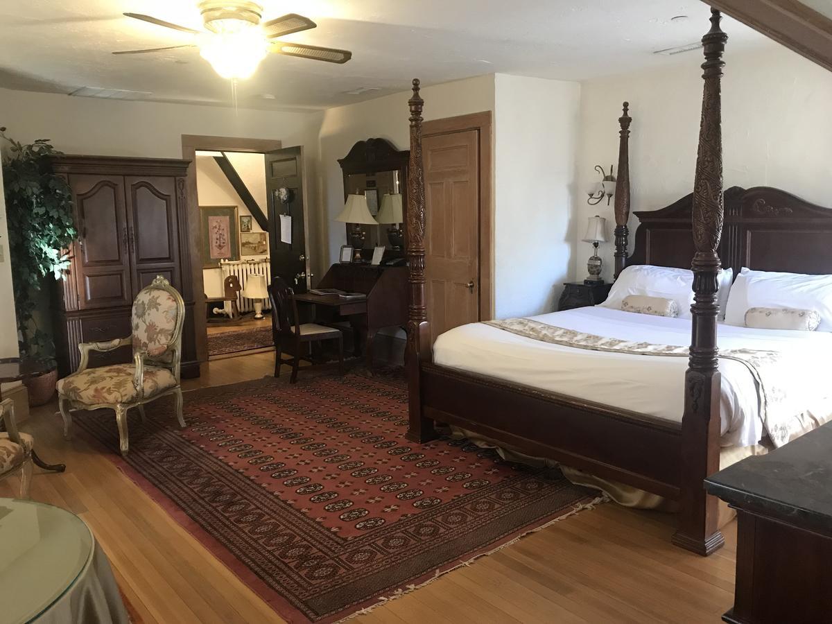 Gramercy Mansion