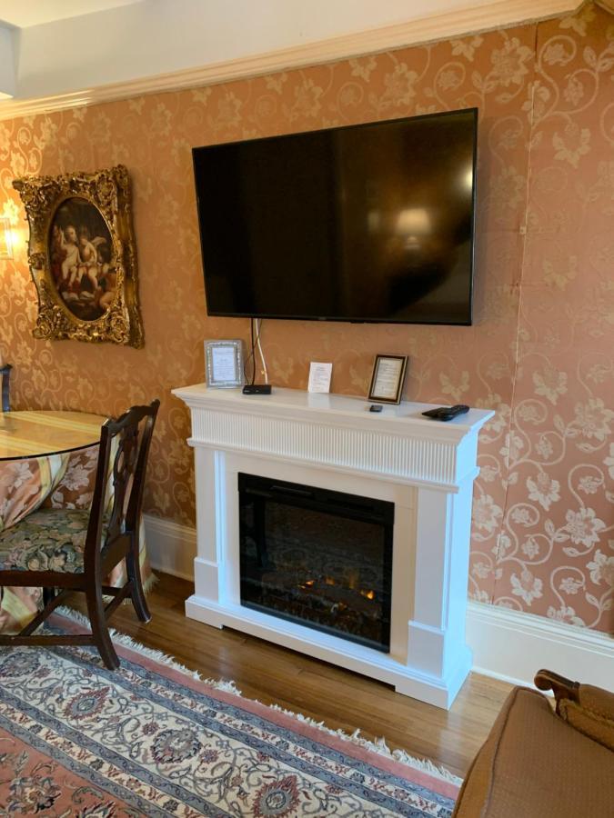 Gramercy Mansion 4*