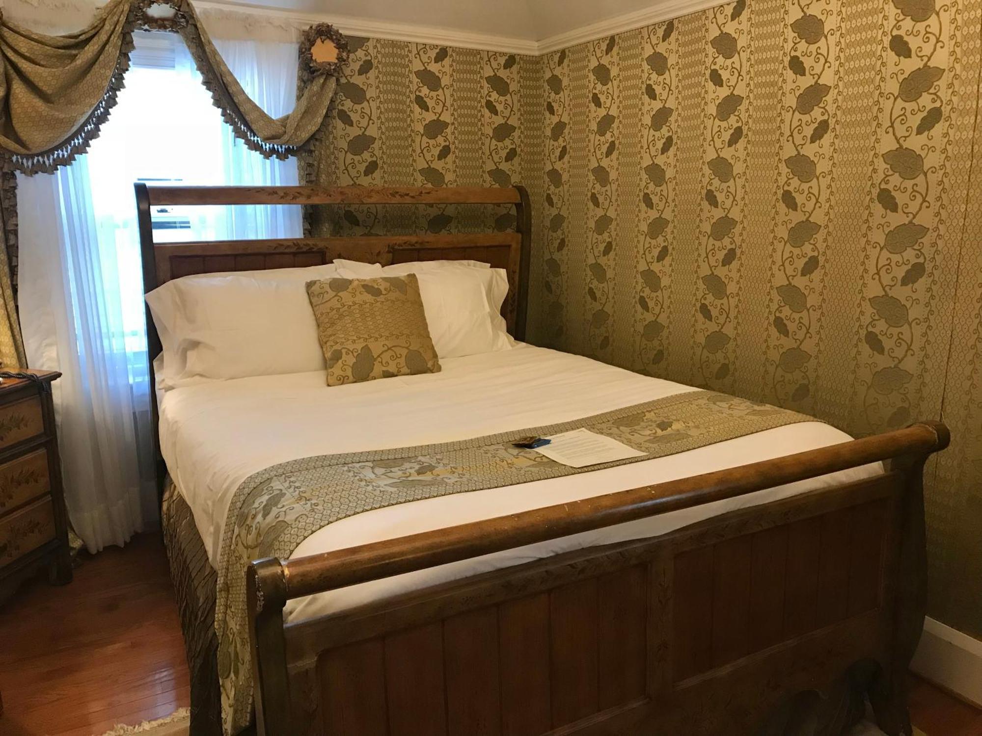 Bed & Breakfast Gramercy Mansion