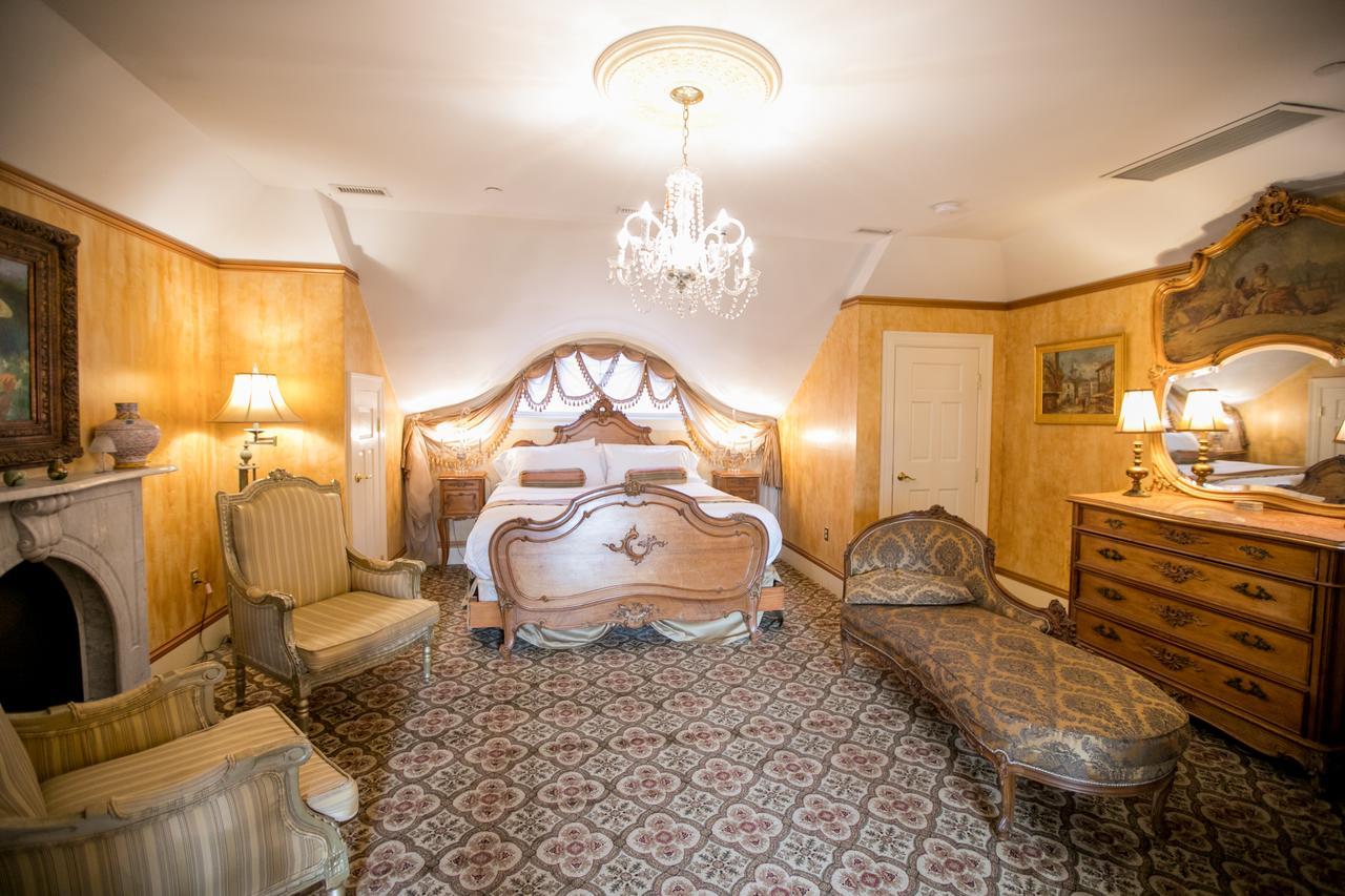 Bed & Breakfast Gramercy Mansion 4*