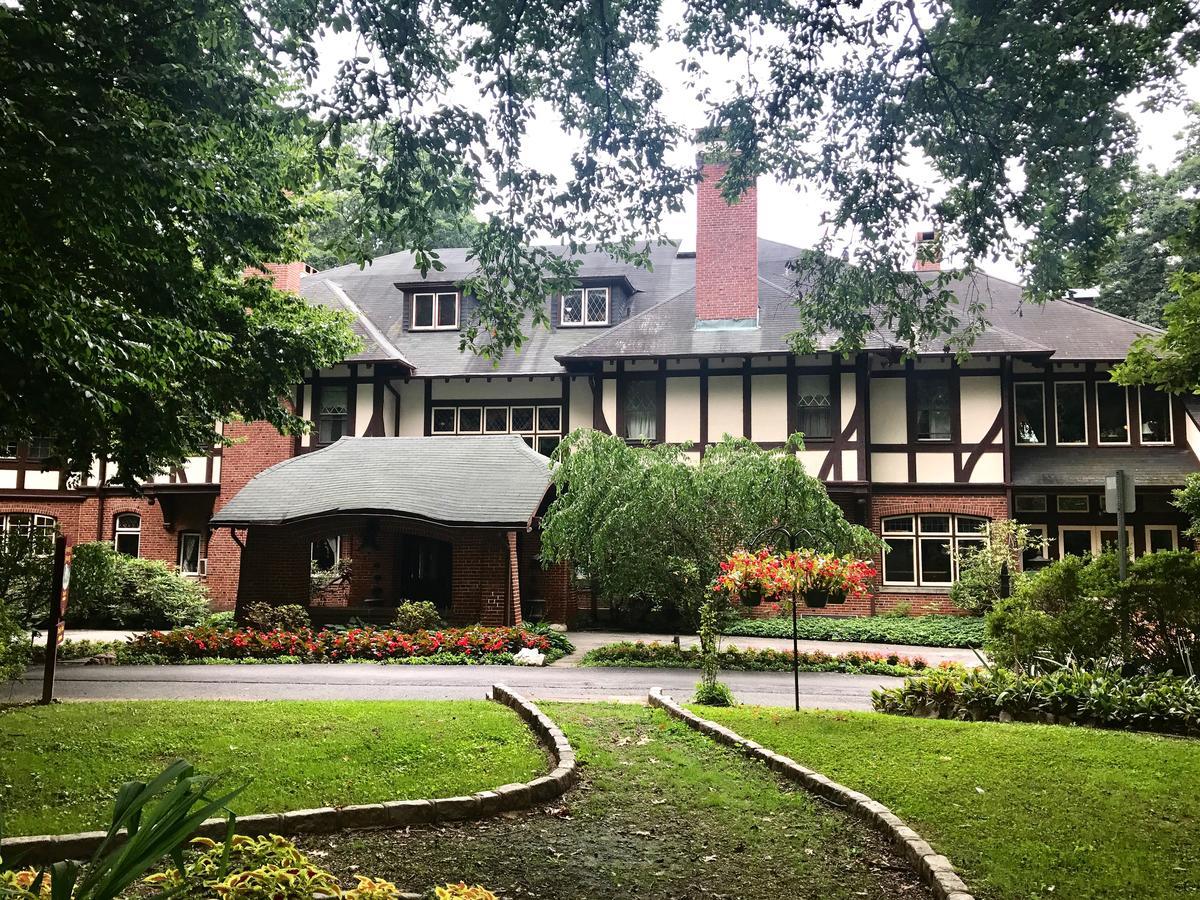 Gramercy Mansion Bed & Breakfast Stevenson